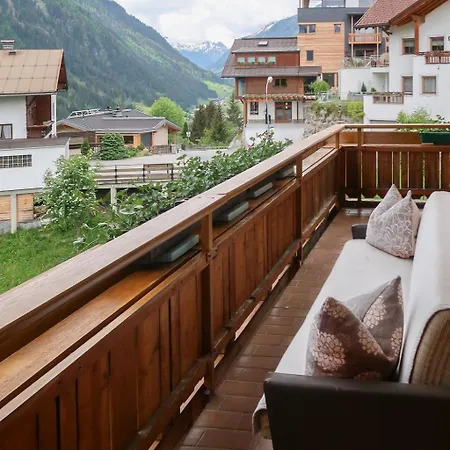 Garni Regina-2 By Interhome *