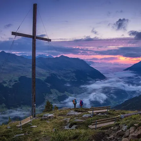 Apartment Garni Regina-2 By Interhome