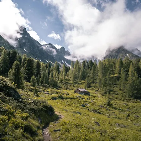 Apartment Garni Regina-2 By Interhome *