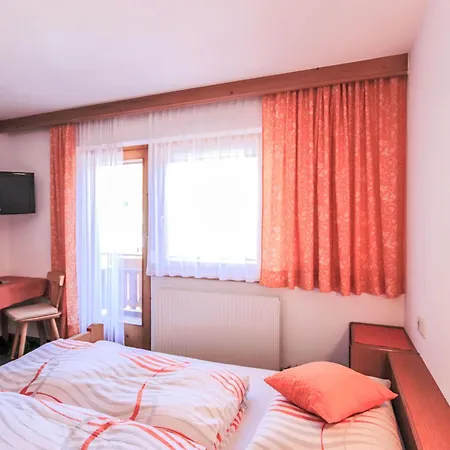 Garni Regina-2 By Interhome Appartamento