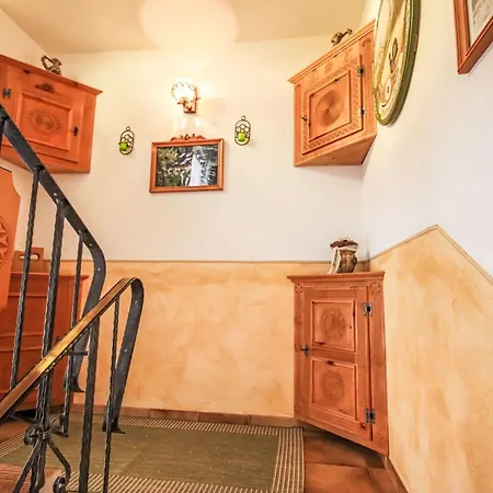 Garni Regina-2 By Interhome