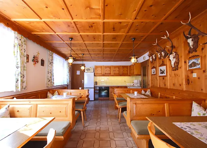 Garni Regina-2 By Interhome 카플