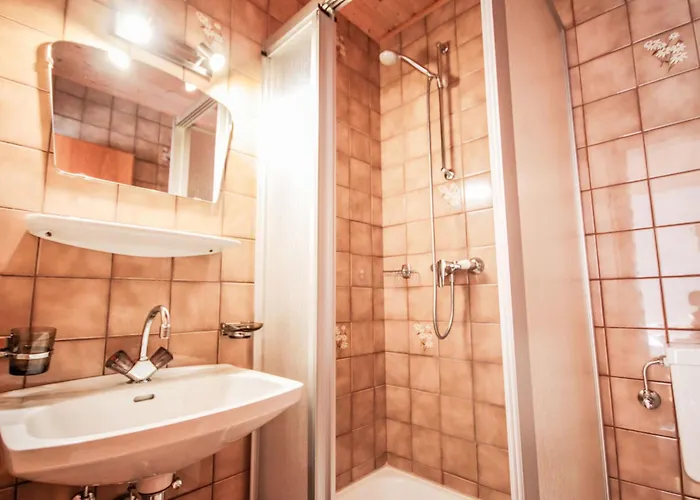 Garni Regina-2 By Interhome *