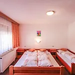Apartamento Garni Regina-2 By Interhome