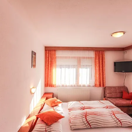 Appartement Garni Regina-2 By Interhome